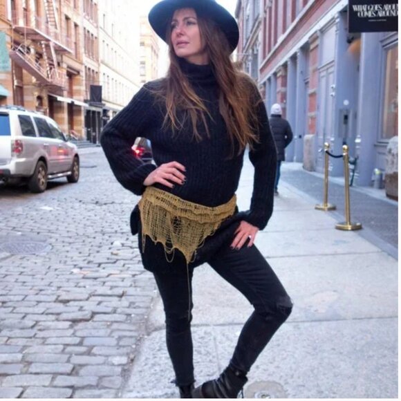DRIPPING CHAINS BELT